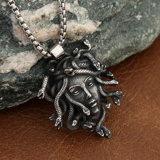 Gothic Unique Medusa Necklace for Men Women Punk Vintage Stainless Steel Snake Pendant Fashion Amulet Jewelry Gifts Wholesale